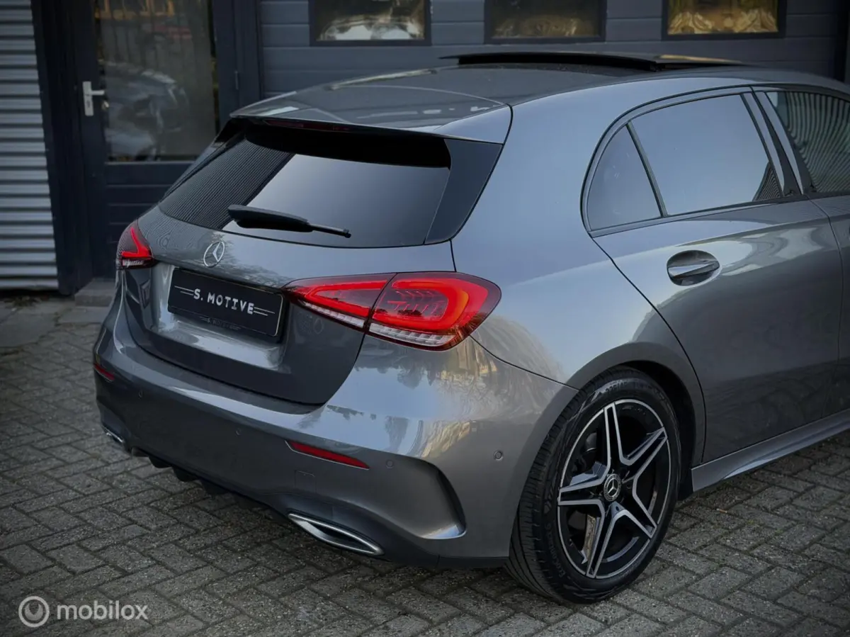 180 Business Solution AMG Night Pano NL Auto
