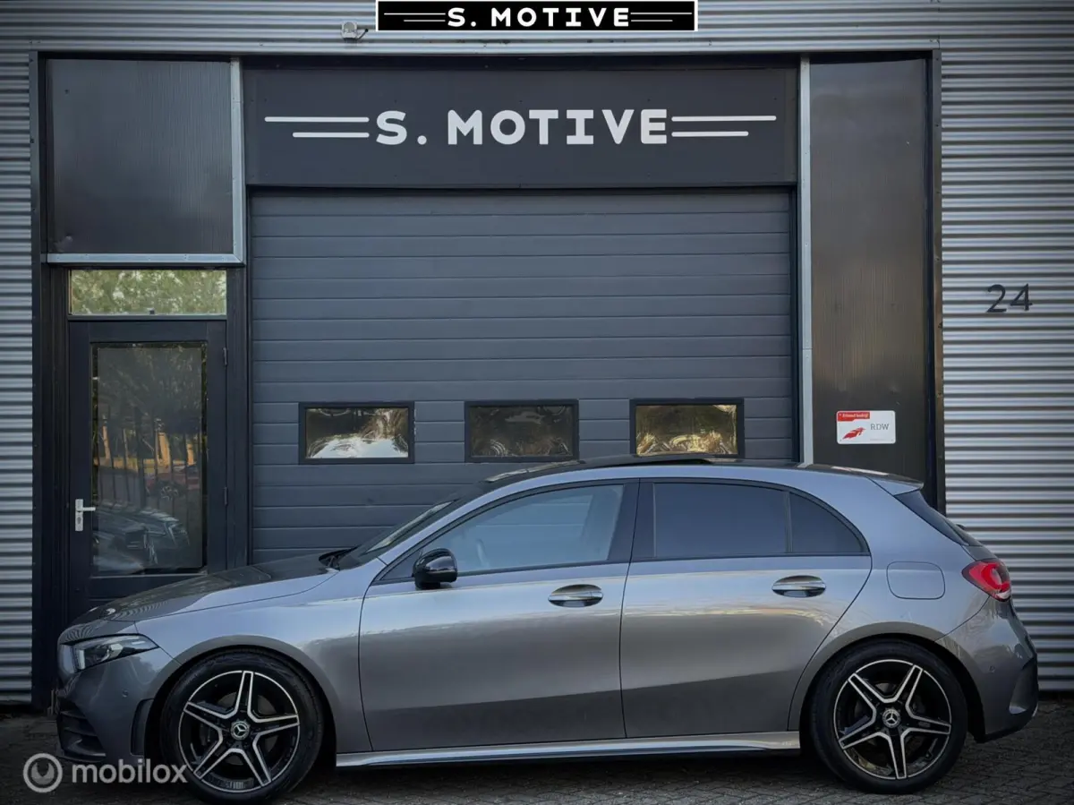 180 Business Solution AMG Night Pano NL Auto
