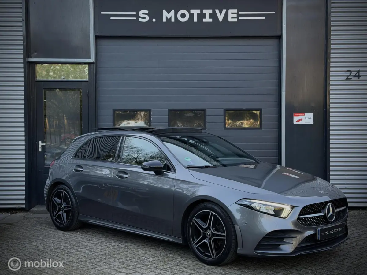 180 Business Solution AMG Night Pano NL Auto