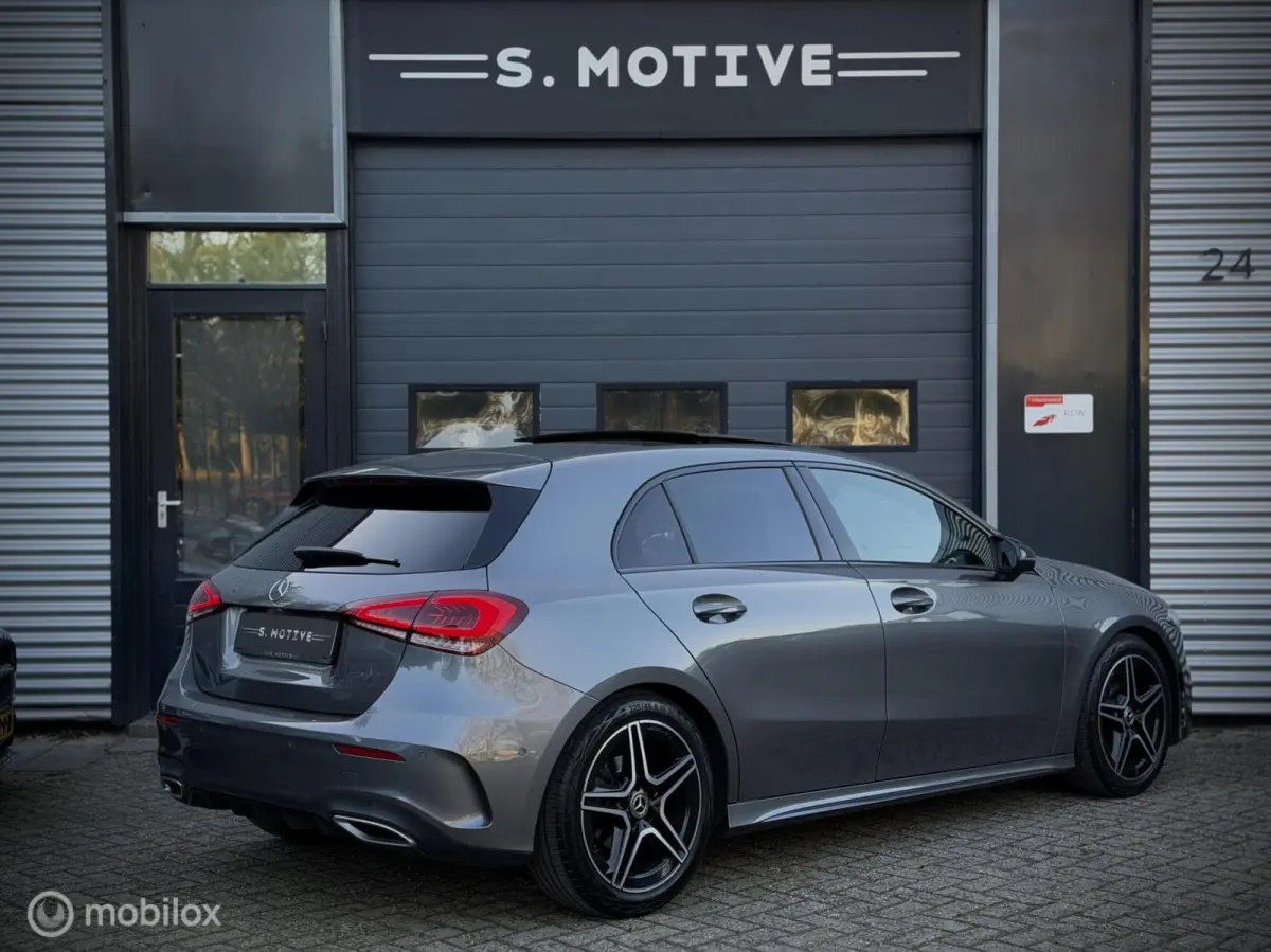180 Business Solution AMG Night Pano NL Auto