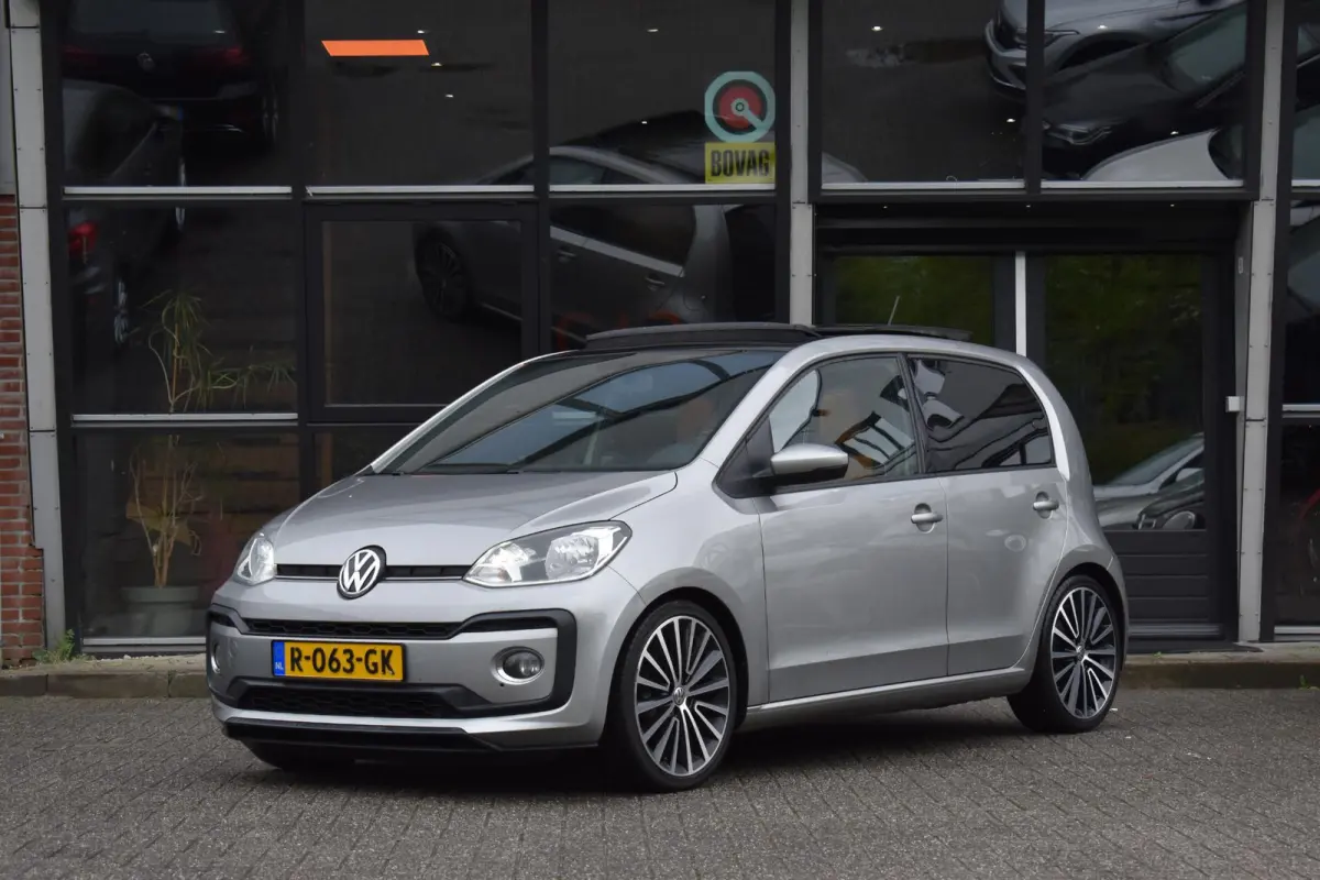 Up! 1.0 TSI BMT cross up! Airco Pano Stoelverwarming BBD