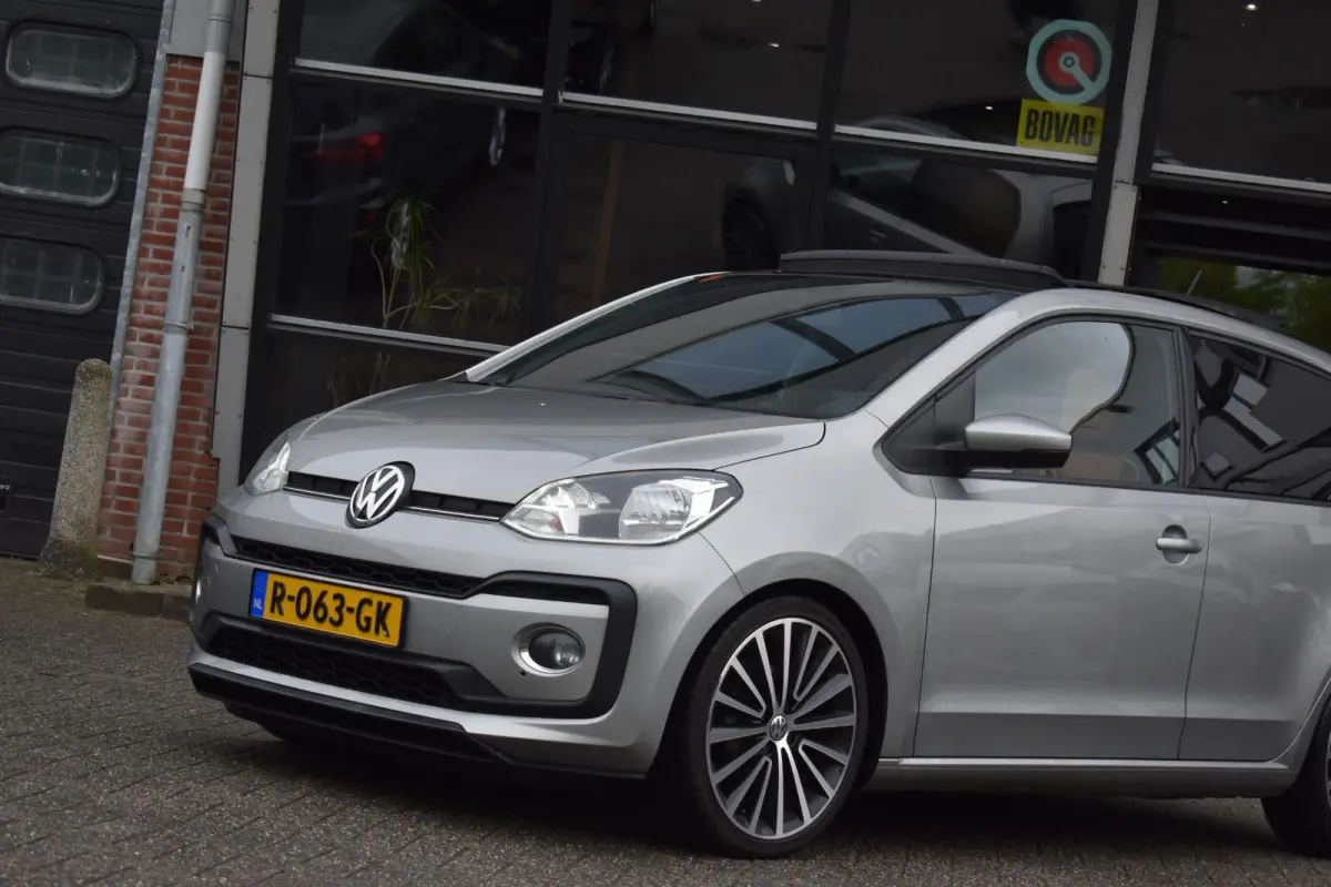 Up! 1.0 TSI BMT cross up! Airco Pano Stoelverwarming BBD