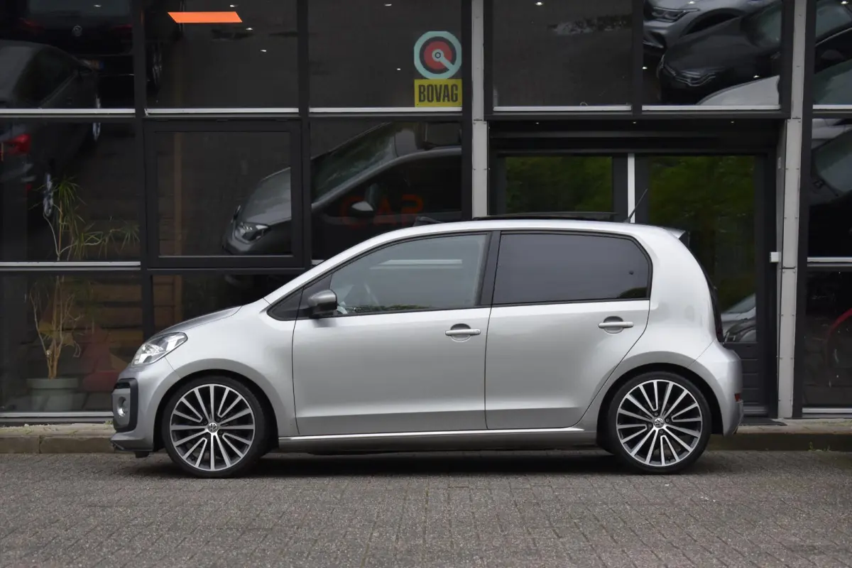 Up! 1.0 TSI BMT cross up! Airco Pano Stoelverwarming BBD
