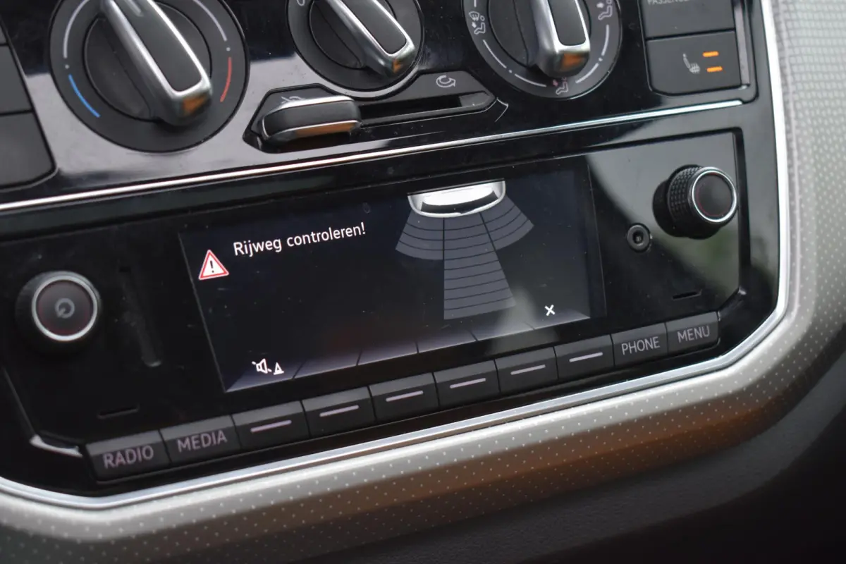 Up! 1.0 TSI BMT cross up! Airco Pano Stoelverwarming BBD