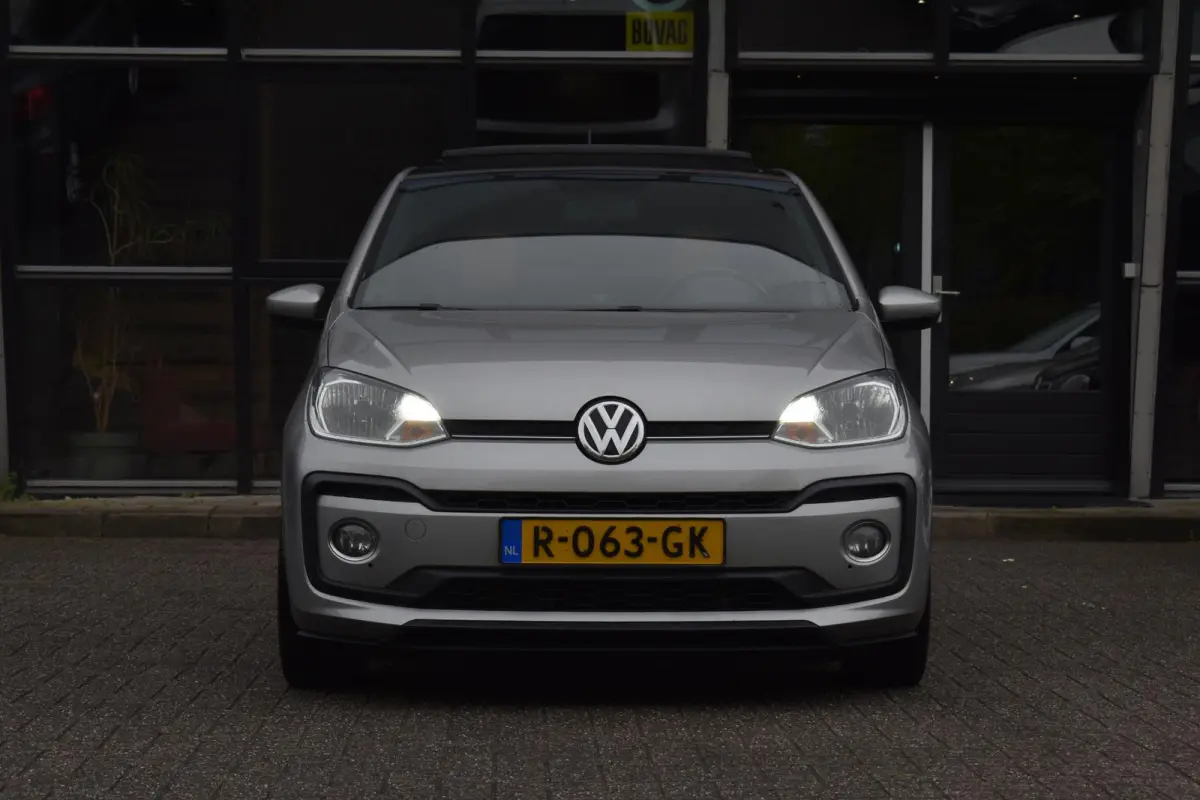 Up! 1.0 TSI BMT cross up! Airco Pano Stoelverwarming BBD