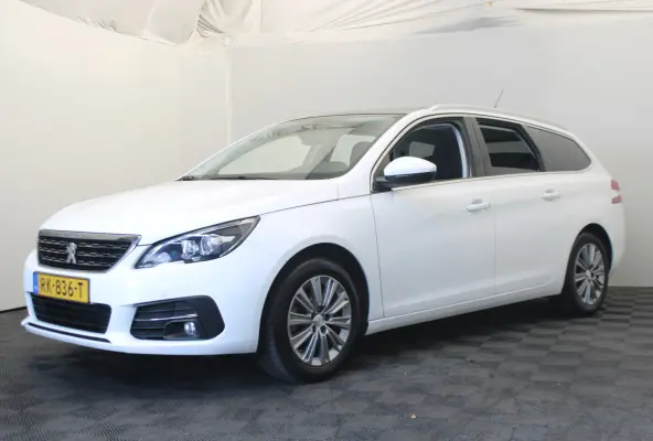 1.2 PureTech Blue Lease Premium |Pano|Navi|Camera|