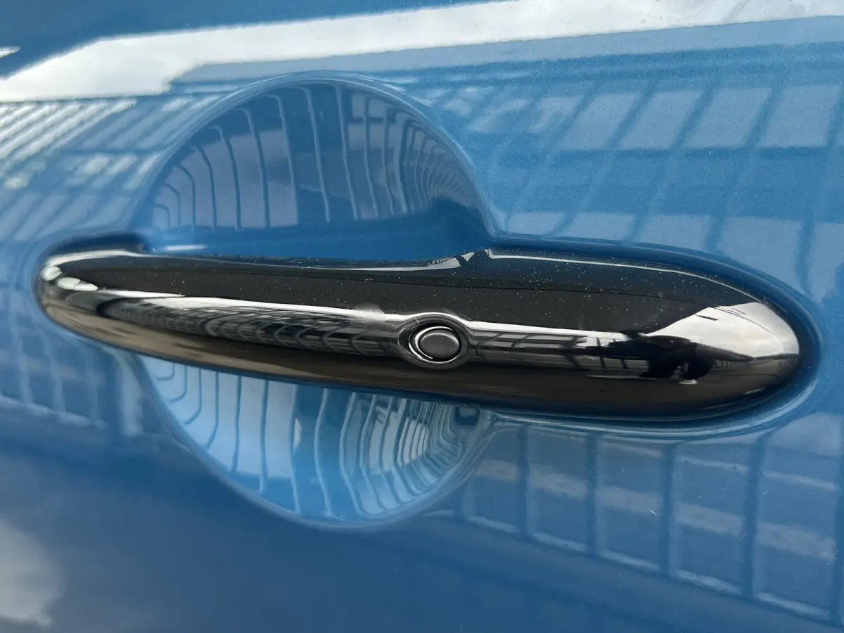 Mini 1.5 Business Edition | AUTOMAAT | CARPLAY/ANDROID | HEAD-UP DISPLAY | NAVI | CAMERA | CRUISE CONTROL | PDC V+A | CLIMATE CONTROL | LMV 17'' | STOELVERWARMING | KEYLESS | LED | DAB | BLU
