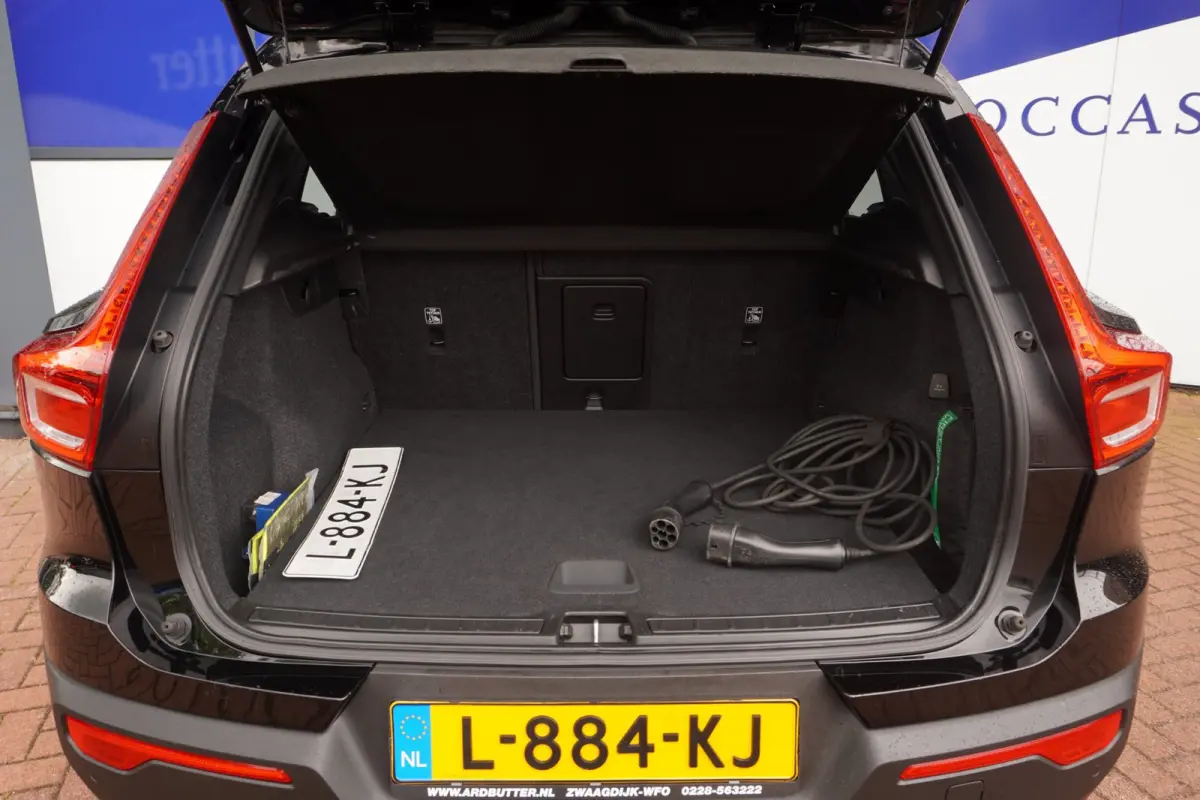 1.5 T4 Inscription / LED / Navi /1EIG /Virtual /stuur&stoel-verw/ Camera / 19"LMV / Verw-voorruit / = SUPER !!