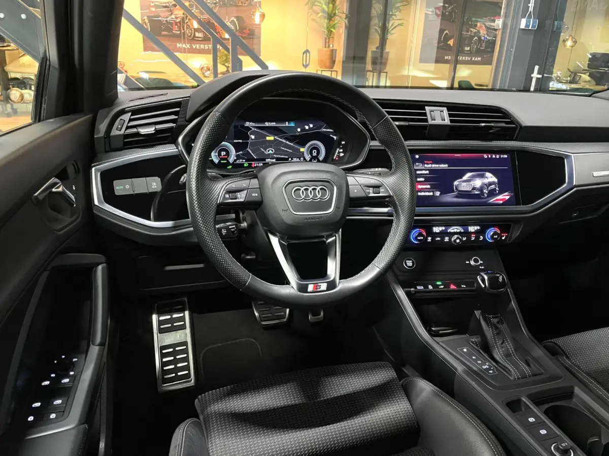 45 TFSI e 3x S-Line 245 PK/ Cam/ Keyless/ 19'LMV/ Leder
