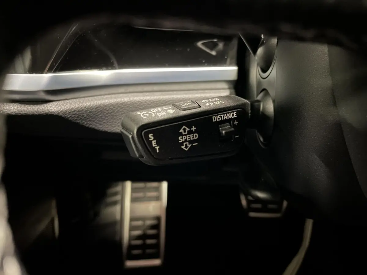 45 TFSI e 3x S-Line 245 PK/ Cam/ Keyless/ 19'LMV/ Leder