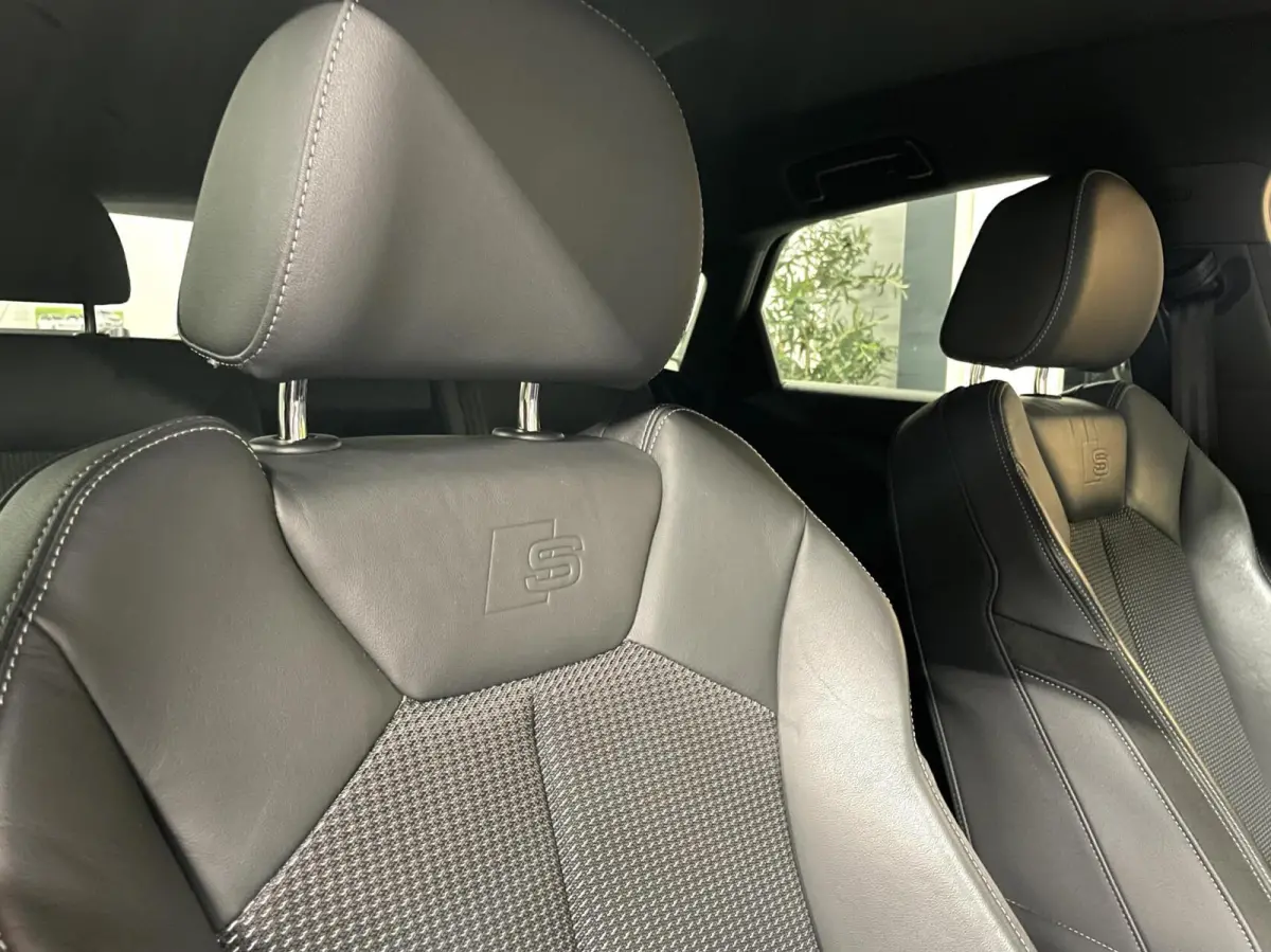 45 TFSI e 3x S-Line 245 PK/ Cam/ Keyless/ 19'LMV/ Leder