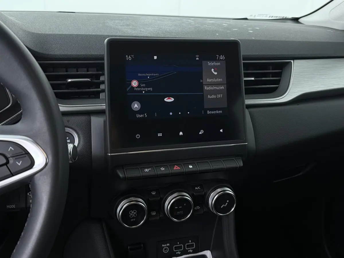 TCe 100 Intens | Navigatie | Apple CarPlay/Android Auto | Climate Control | Parkeersensoren |