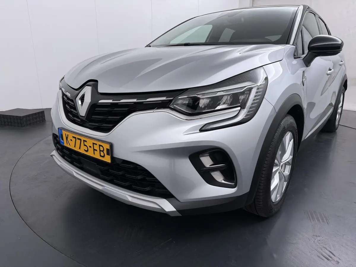 TCe 100 Intens | Navigatie | Apple CarPlay/Android Auto | Climate Control | Parkeersensoren |