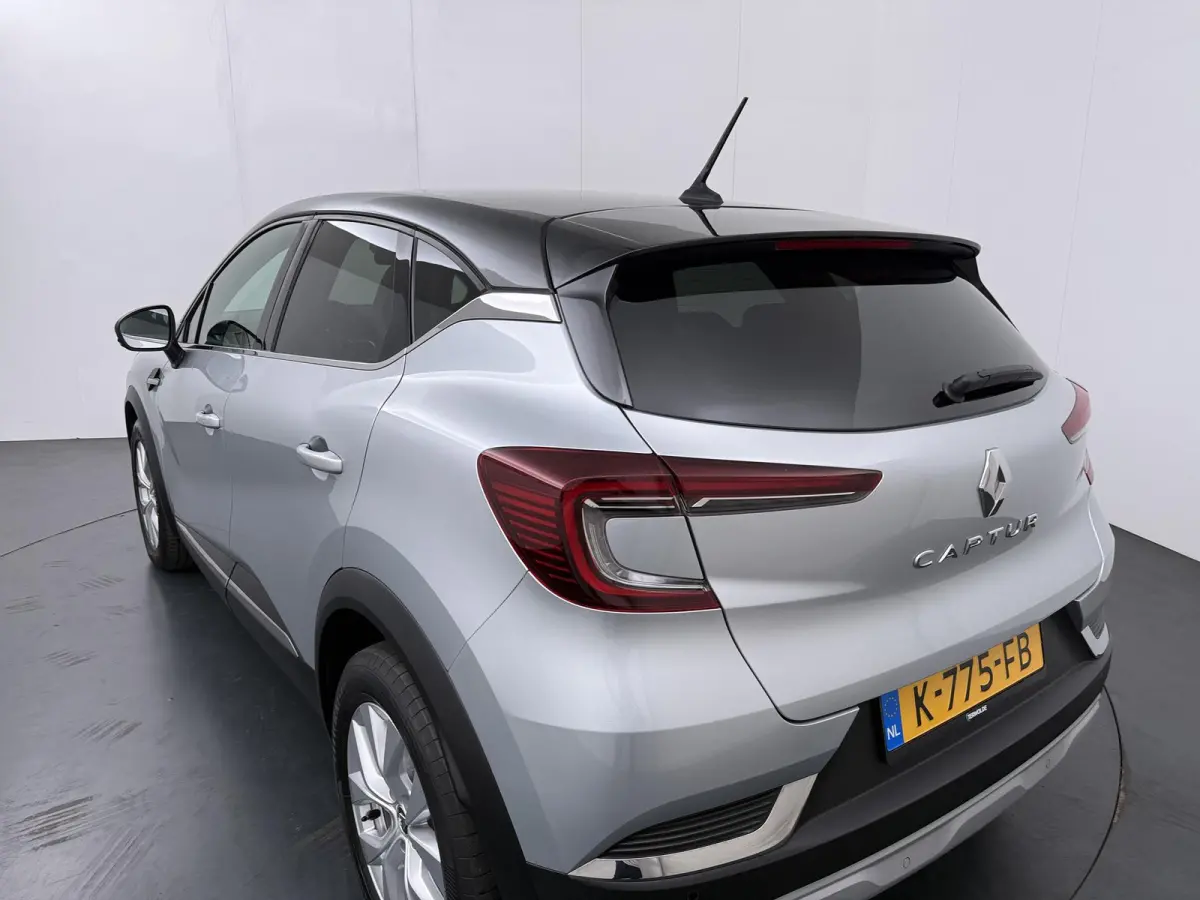 TCe 100 Intens | Navigatie | Apple CarPlay/Android Auto | Climate Control | Parkeersensoren |