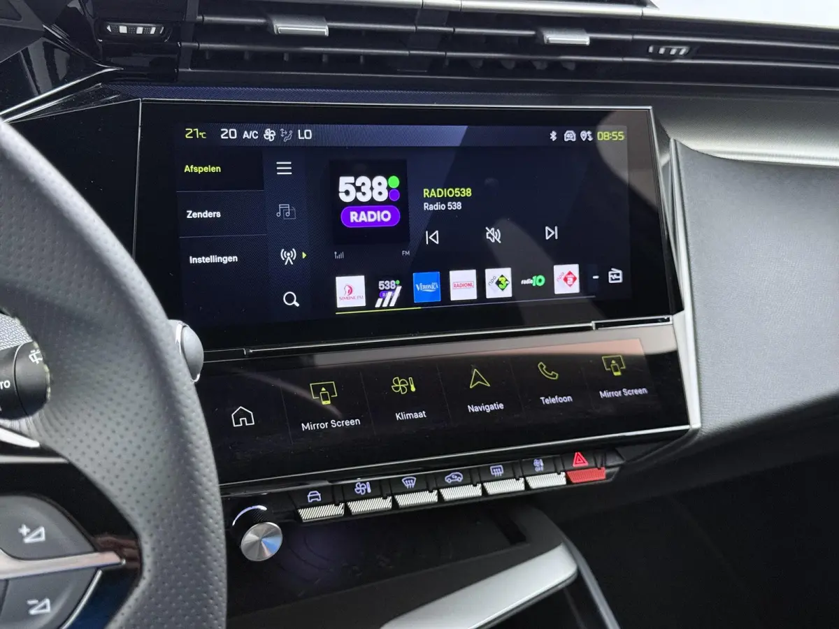 GT Avantage EV 54 kWh | Accu 98% | Alcantara bekleding en elektrisch verstelbare bestuurdersstoel | Navigatie | Elektrische achterklep | Camera rondom | Cruise control adaptief | Apple Carpl