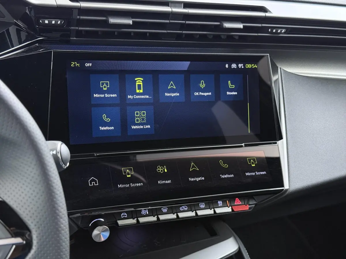 GT Avantage EV 54 kWh | Accu 98% | Alcantara bekleding en elektrisch verstelbare bestuurdersstoel | Navigatie | Elektrische achterklep | Camera rondom | Cruise control adaptief | Apple Carpl