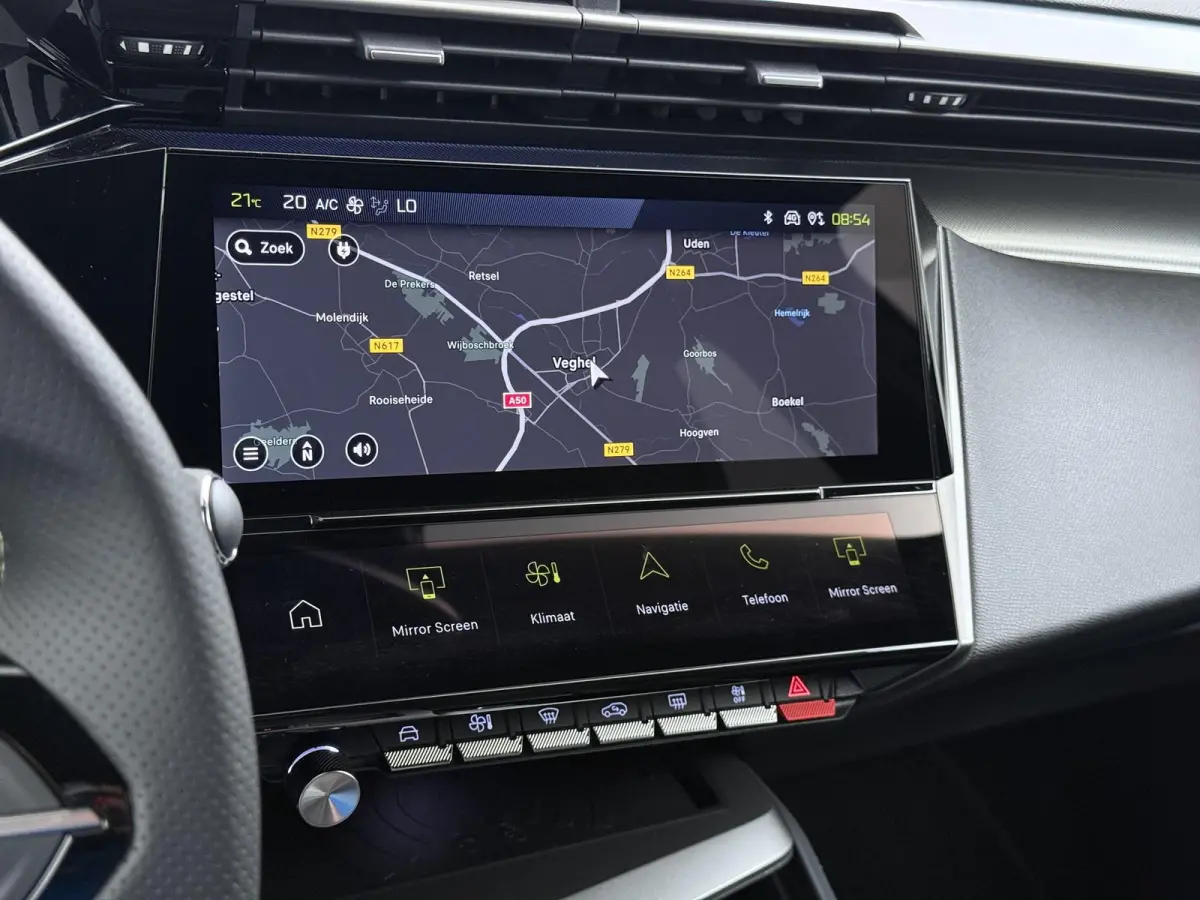 GT Avantage EV 54 kWh | Accu 98% | Alcantara bekleding en elektrisch verstelbare bestuurdersstoel | Navigatie | Elektrische achterklep | Camera rondom | Cruise control adaptief | Apple Carpl