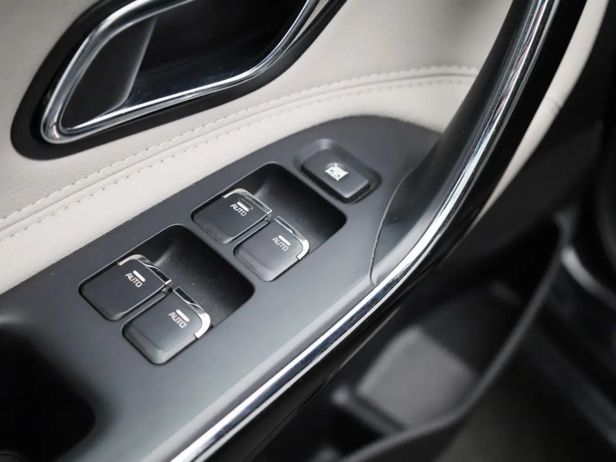 cee'd 1.0 T-GDi DynamicLine | Navigatie | Camera | Cruise Control | Climate Control |
