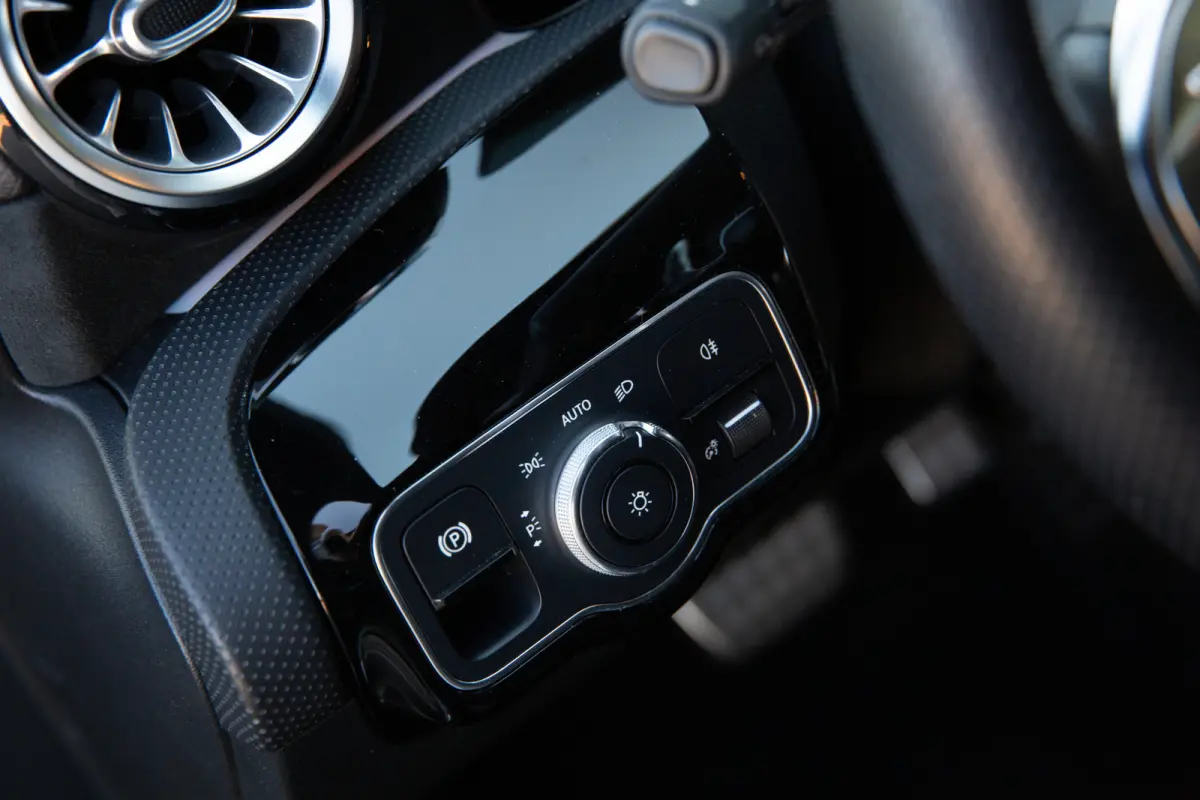 180 Premium Plus AMG , Virtual cockpit, Achteruitrijcamera, Sfeerverlichting, BTW