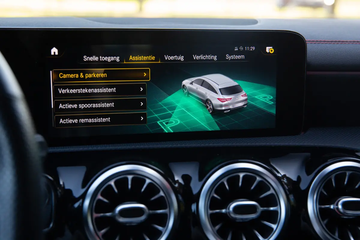 180 Premium Plus AMG , Virtual cockpit, Achteruitrijcamera, Sfeerverlichting, BTW