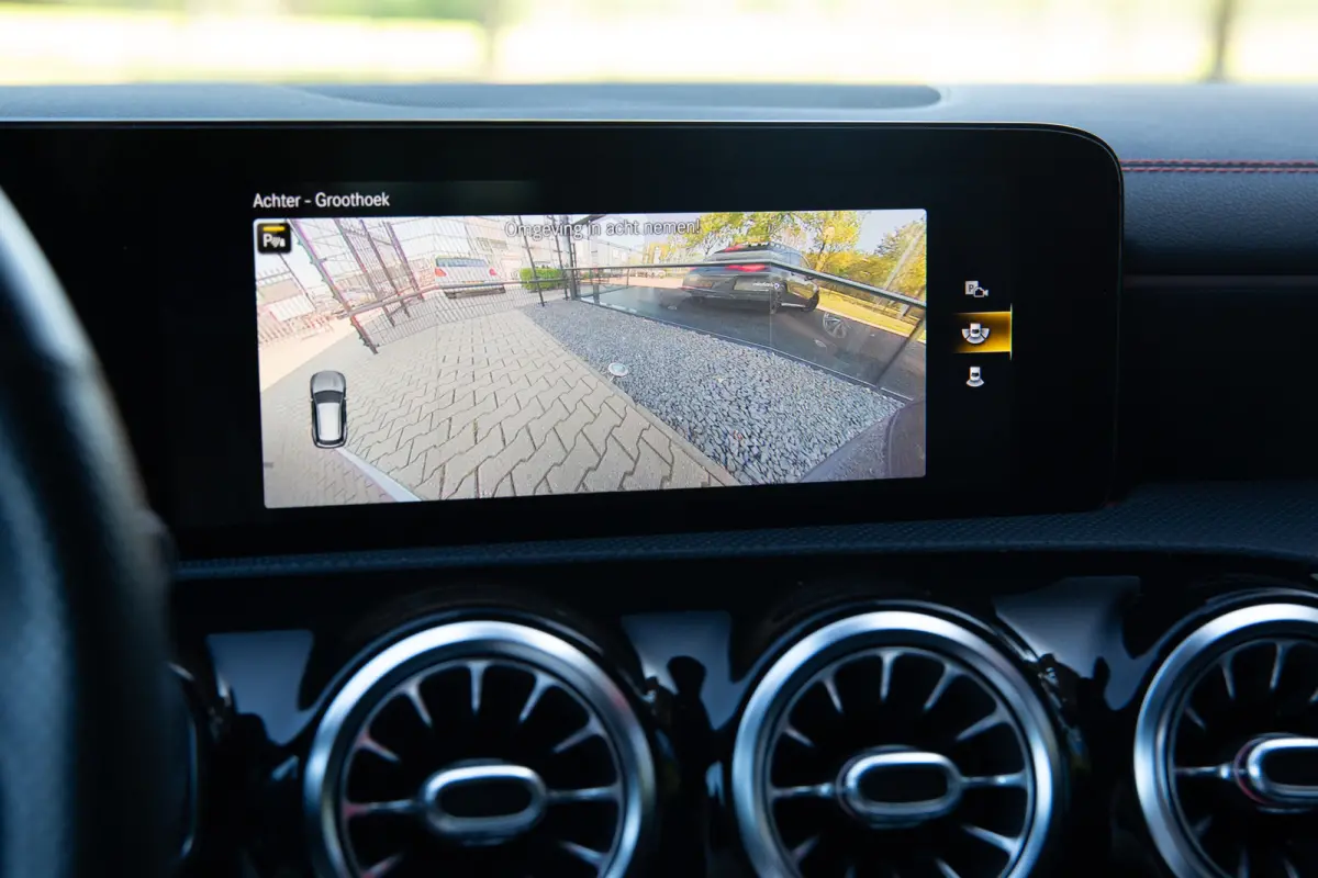 180 Premium Plus AMG , Virtual cockpit, Achteruitrijcamera, Sfeerverlichting, BTW