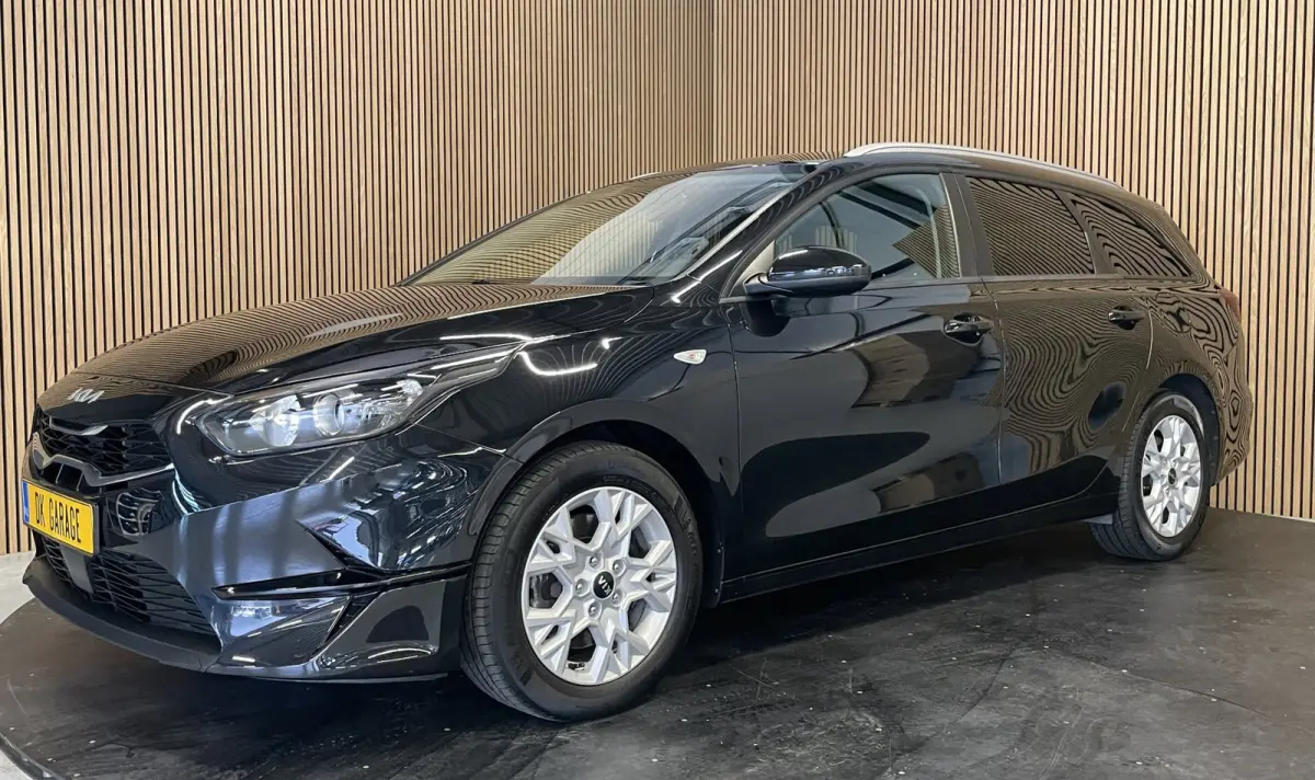 1.0 T-GDi DynamicLine|APPLE CARPLAY, ANDROID AUTO|STOEL-,STUURVERW|CAMERA|CRUISE,CLIMATE|1E EIG.|INCL.BTW|