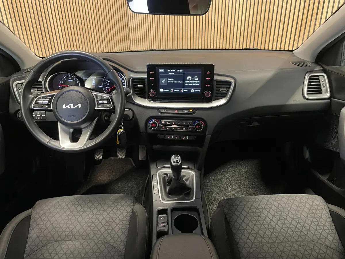 1.0 T-GDi DynamicLine|APPLE CARPLAY, ANDROID AUTO|STOEL-,STUURVERW|CAMERA|CRUISE,CLIMATE|1E EIG.|INCL.BTW|