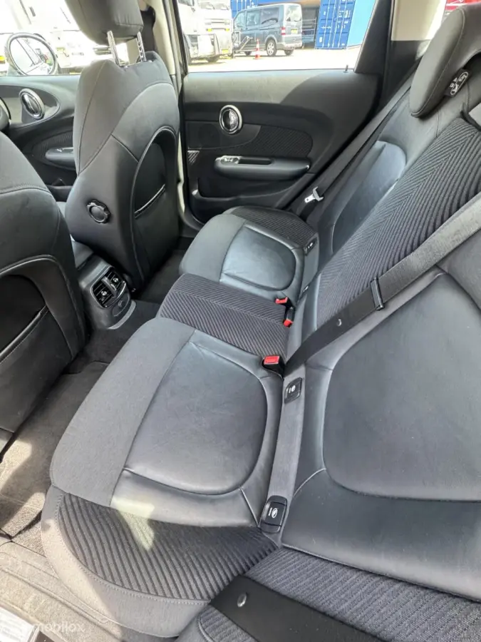 1.5 Cooper |Xenon| sportstoelen| stoel verwarming|cruise |VOLL