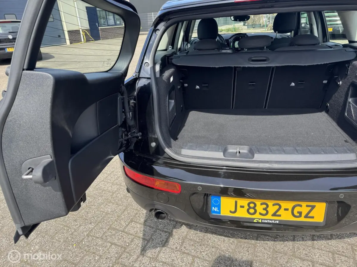 1.5 Cooper |Xenon| sportstoelen| stoel verwarming|cruise |VOLL