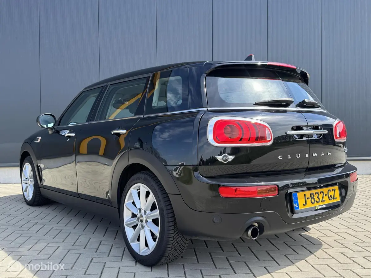 1.5 Cooper |Xenon| sportstoelen| stoel verwarming|cruise |VOLL