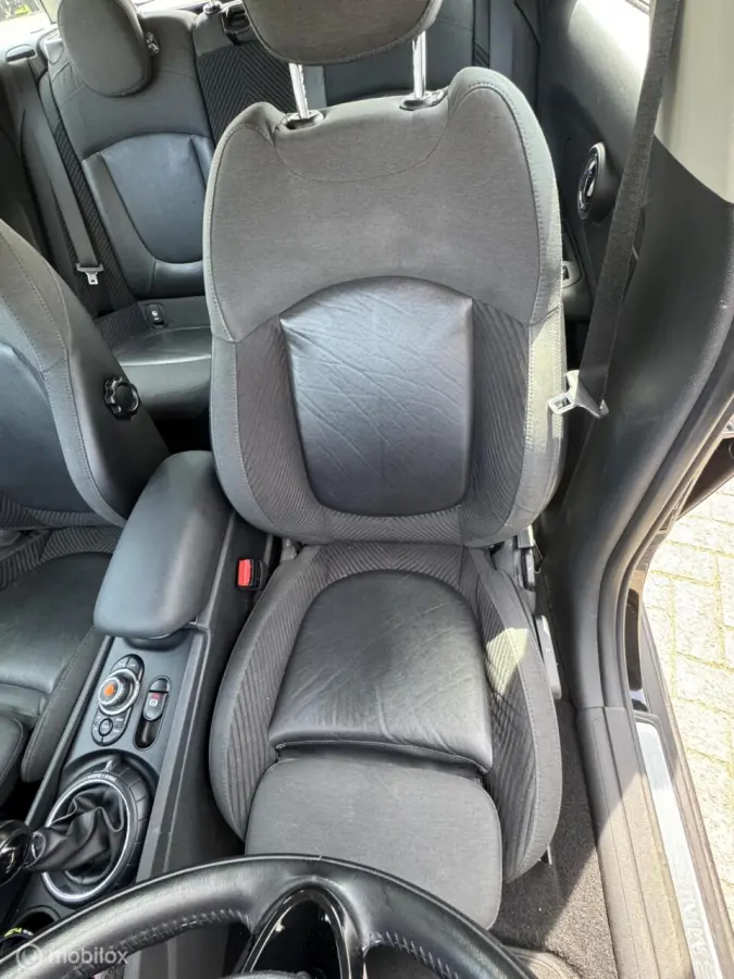 1.5 Cooper |Xenon| sportstoelen| stoel verwarming|cruise |VOLL