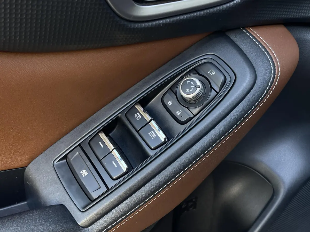 2.0i e-BOXER Premium | Navi | Clima | 360° Camera | Elektr. Achterklep | Panoramadak | Leder | Stoelverwarming |