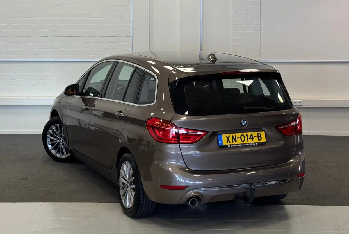 216i Executive Edition 2e Eigenaar Trekhaak Lerenbekleding
