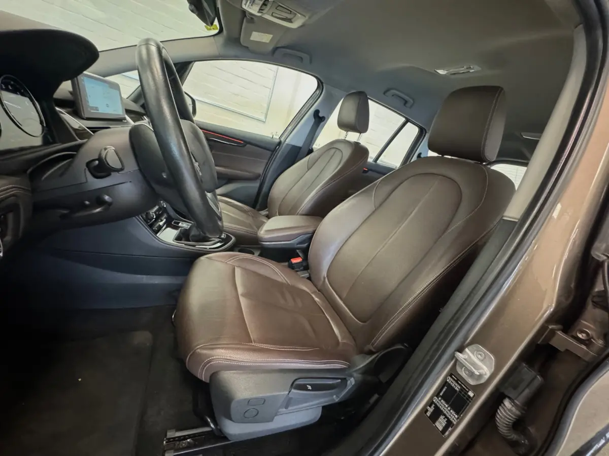 216i Executive Edition 2e Eigenaar Trekhaak Lerenbekleding