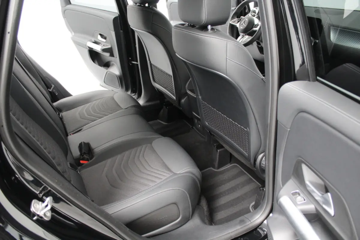 250 e Star Edition Luxury Line 164PK, AUTOMAAT | HYBRIDE | DEELS LEER | SFEERVERLICHTING | ELEC-ACHTERKLEP | CARPLAY
