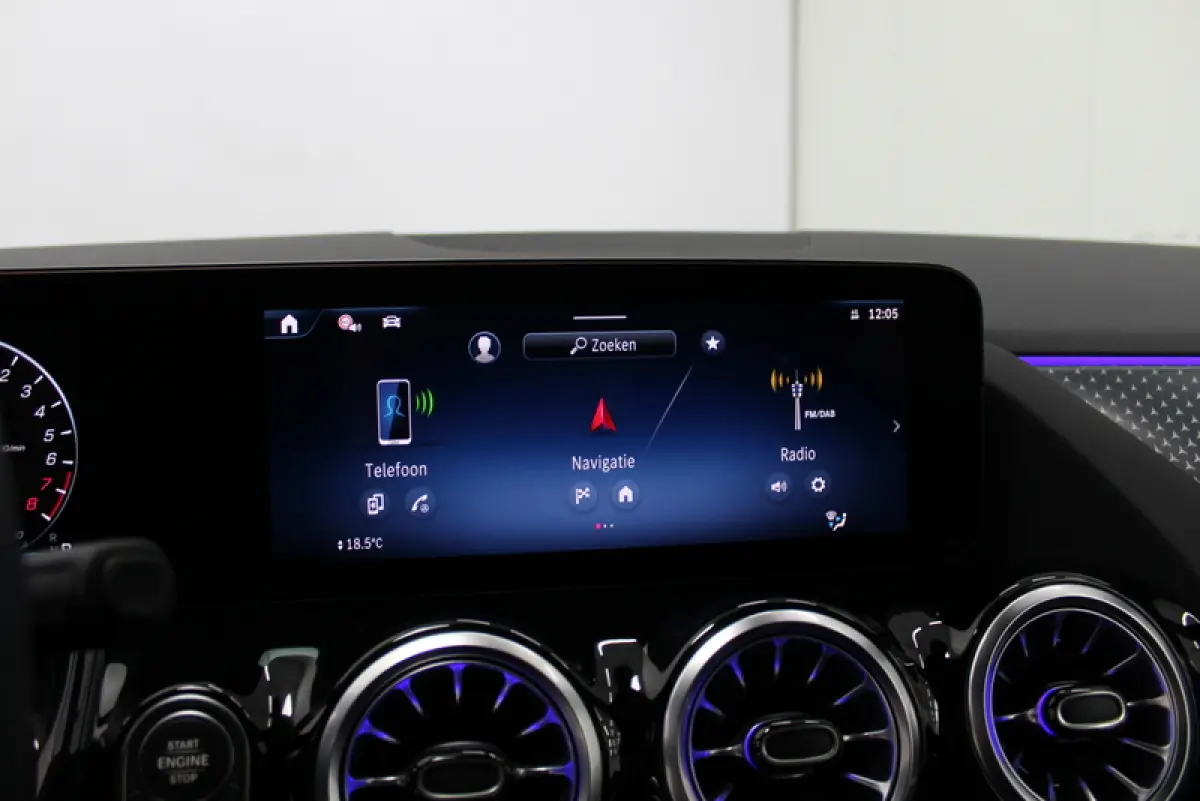 250 e Star Edition Luxury Line 164PK, AUTOMAAT | HYBRIDE | DEELS LEER | SFEERVERLICHTING | ELEC-ACHTERKLEP | CARPLAY
