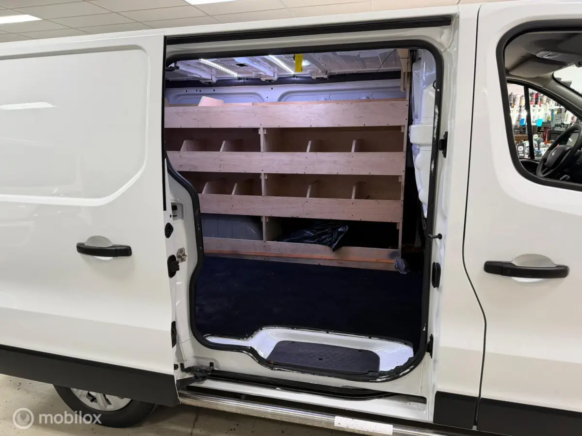 bestel 2.0 dCi 120 T29 L1H1 Comfort