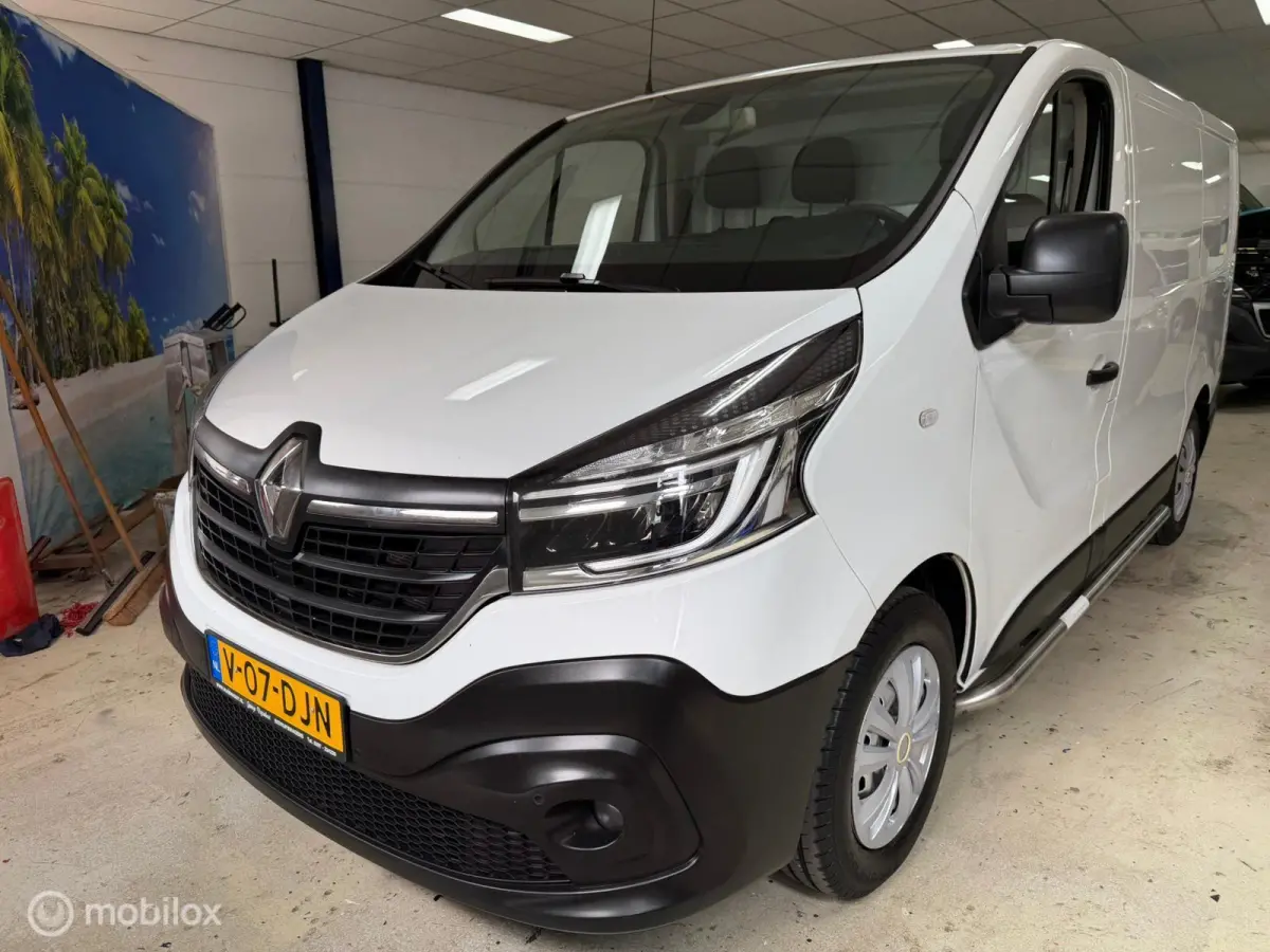 bestel 2.0 dCi 120 T29 L1H1 Comfort