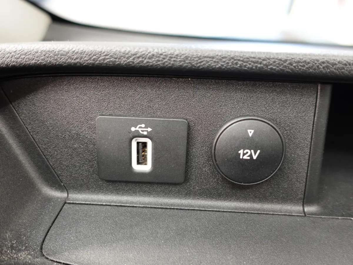 300 2.0 TDCI L2H1 Trend Automaat Airco Navi Cruisecontrol Camera Parkeersensoren Trekhaak