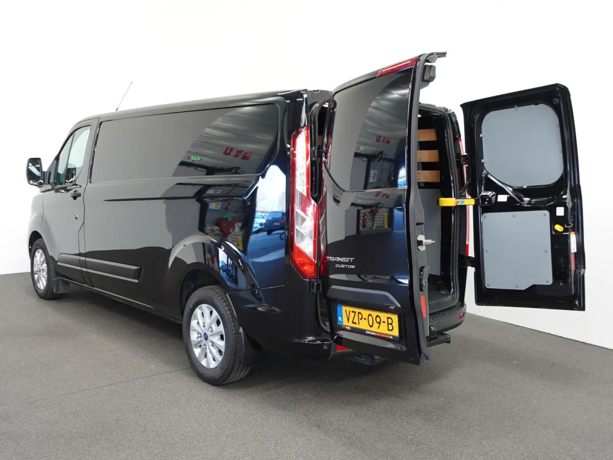 300 2.0 TDCI L2H1 Trend Automaat Airco Navi Cruisecontrol Camera Parkeersensoren Trekhaak