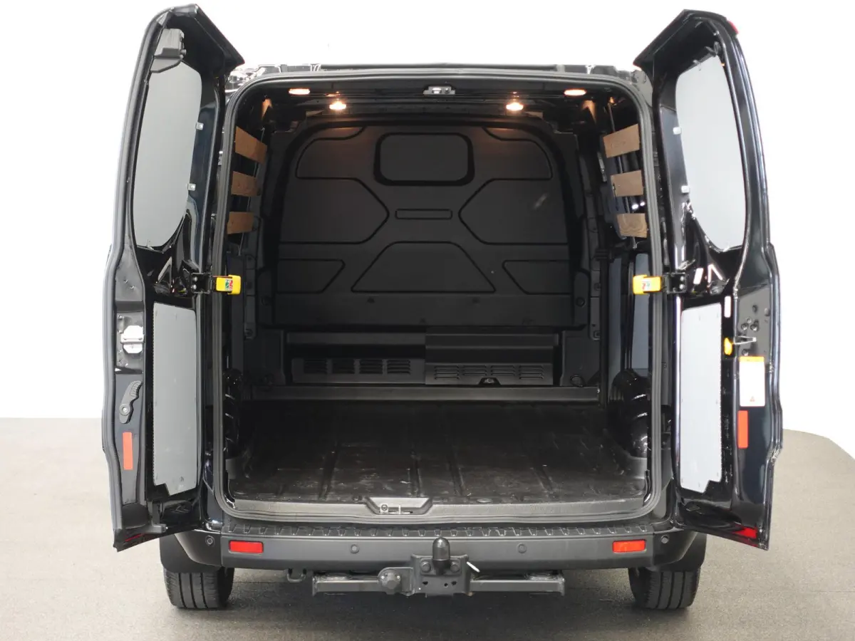 300 2.0 TDCI L2H1 Trend Automaat Airco Navi Cruisecontrol Camera Parkeersensoren Trekhaak