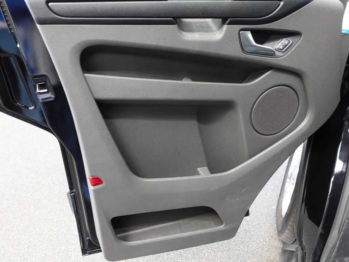 300 2.0 TDCI L2H1 Trend Automaat Airco Navi Cruisecontrol Camera Parkeersensoren Trekhaak