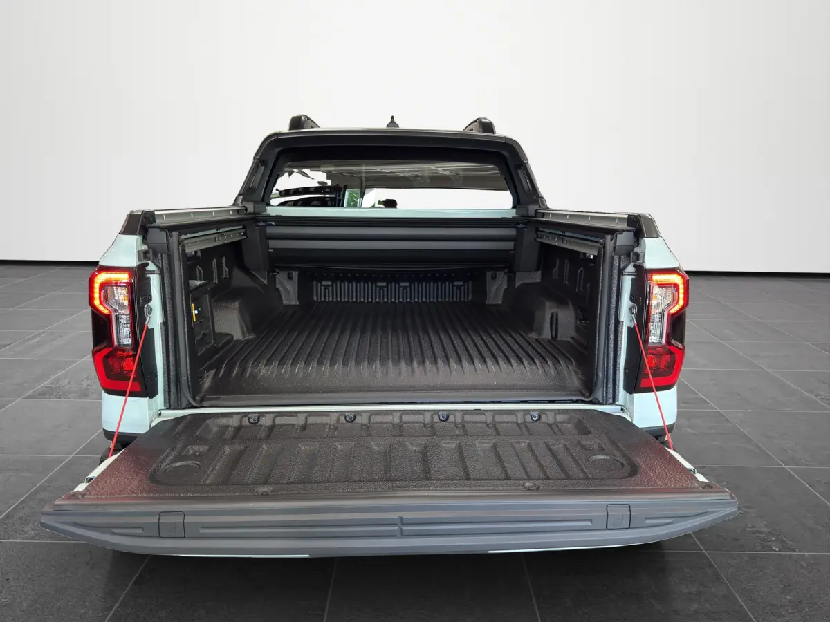 Stormtrak 2.3 PHEV 279pk | Power Rollertop | 0,99% Financial Lease | 3.500 kg trekgewicht | Trekhaak | PHEV | Direct leverbaar |