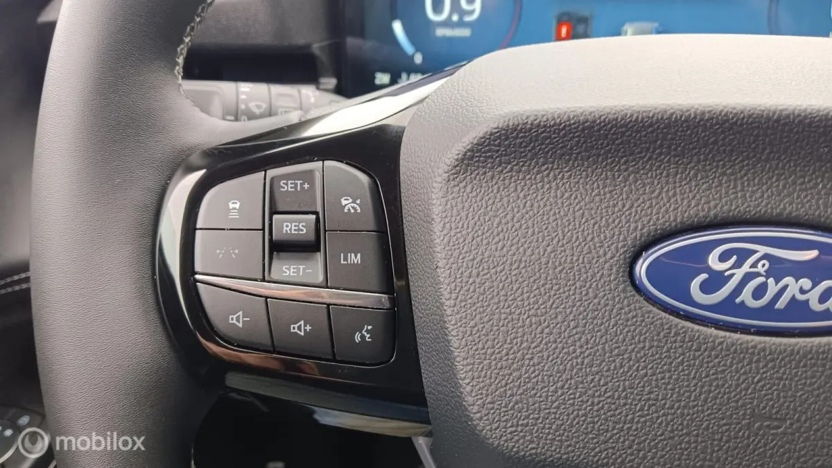 1.0 EcoBoost Titanium