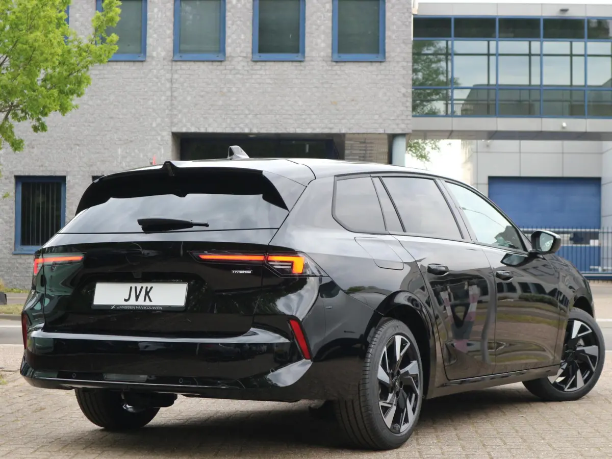 1.2 Turbo Hybrid GS / Stuur & Stoelverwarming / LED / Keyless