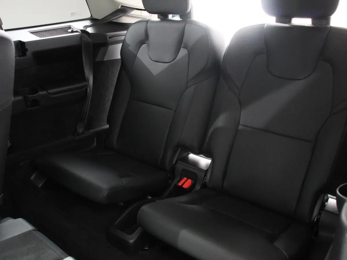 2.0 T8 Recharge 391pk AWD Inscription Expression Luchtvering Trekhaak Navigatie Camera 360 Climate Control