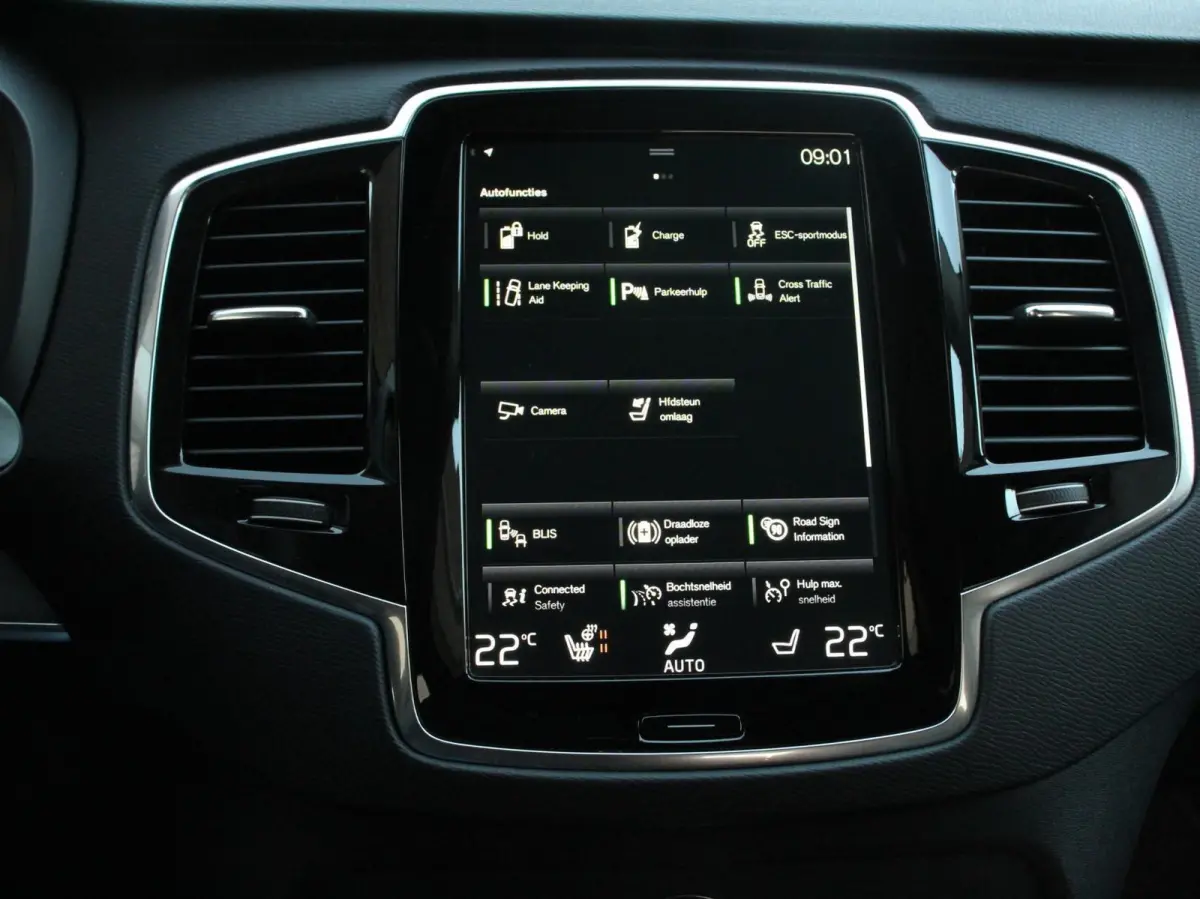2.0 T8 Recharge 391pk AWD Inscription Expression Luchtvering Trekhaak Navigatie Camera 360 Climate Control