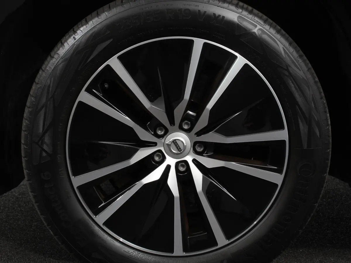 2.0 T8 Recharge 391pk AWD Inscription Expression Luchtvering Trekhaak Navigatie Camera 360 Climate Control