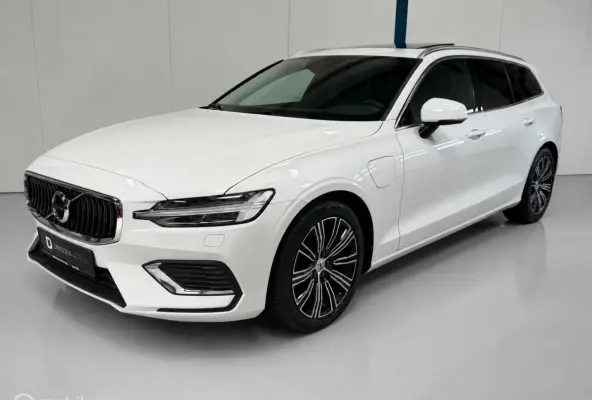2.0 T8 Twin Engine AWD Inscription PANO/LEER