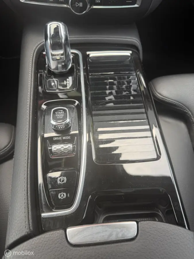 2.0 T8 Twin Engine AWD Inscription PANO/LEER